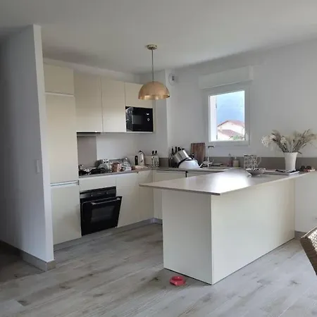 Holiday home Maison Familiale Et Cosy - Entre Et Montagne *